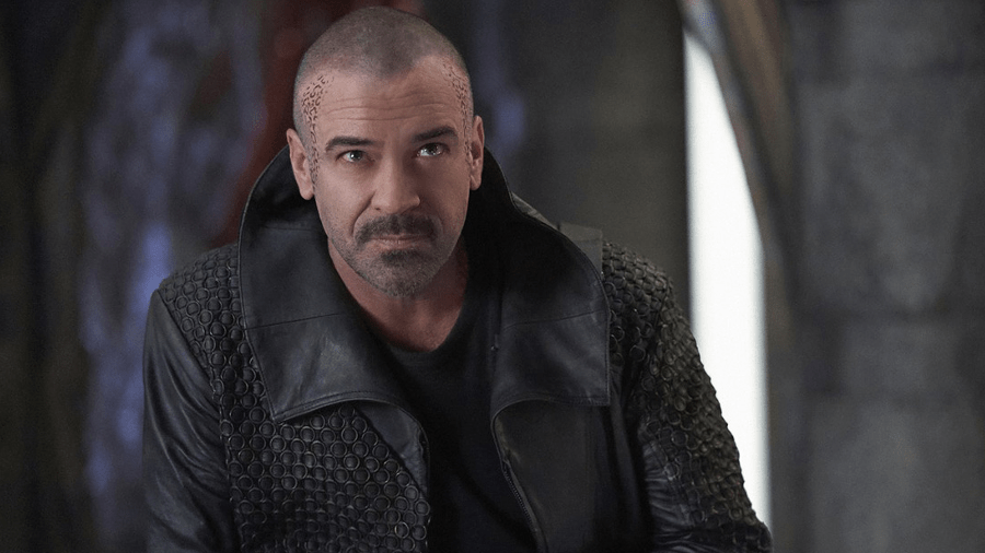 Alan van Sprang as Leland